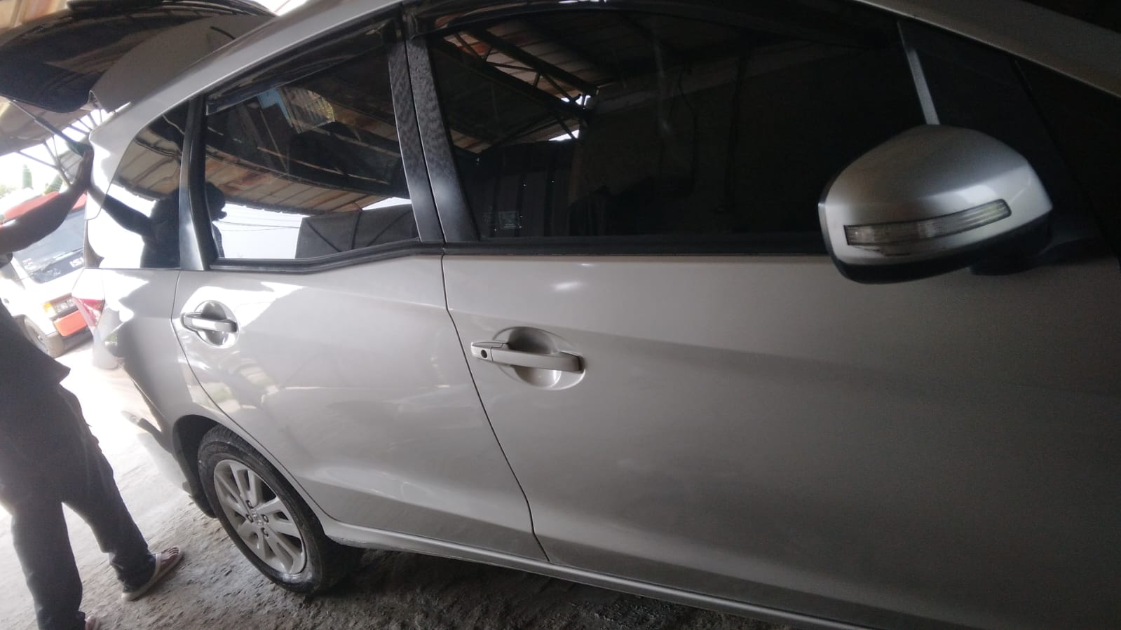 Poles Bodi & Nano Ceramic Coating (By Request)